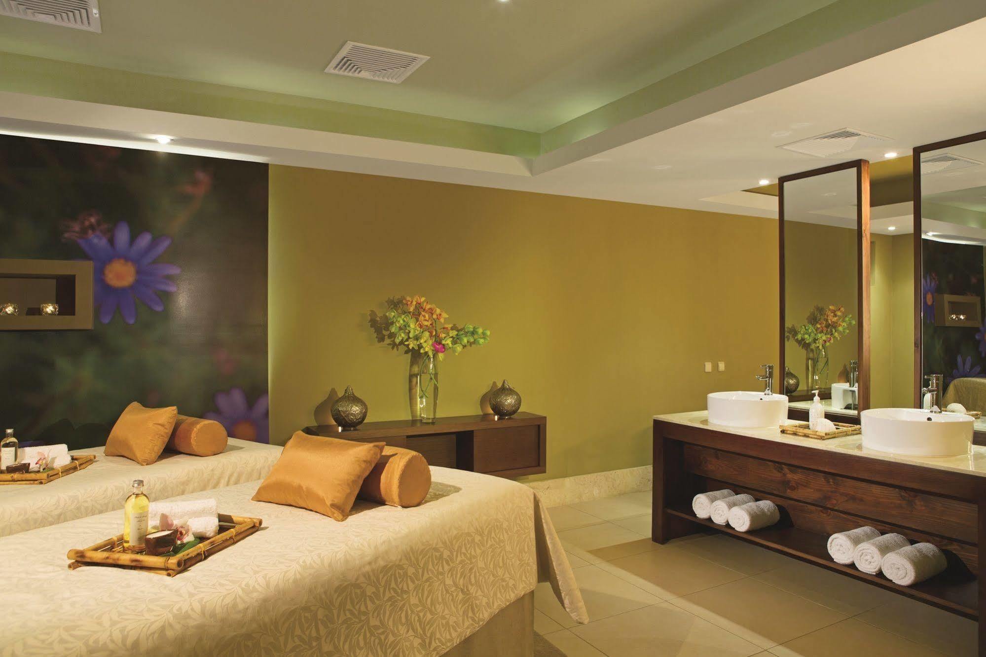 Now Garden Punta Cana Bagian luar foto
